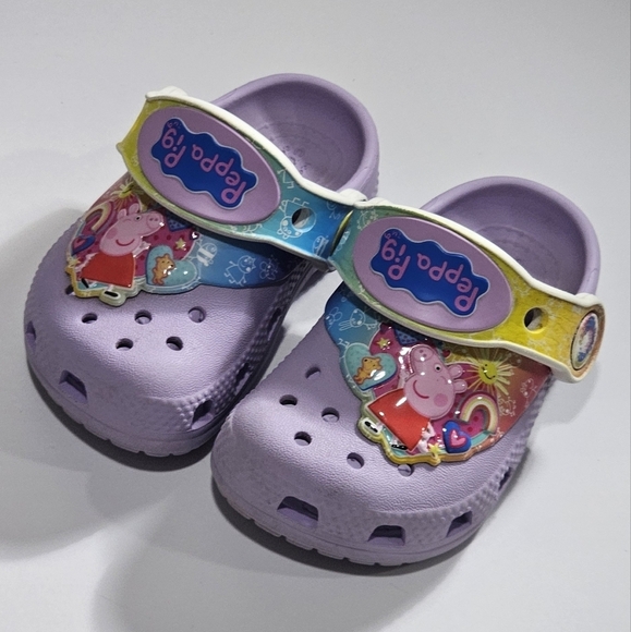 Peppa Pig Crocs Purple Baby Toddler Girl Size 4 Unisex-Child Classic PeppaPig - Picture 1 of 9